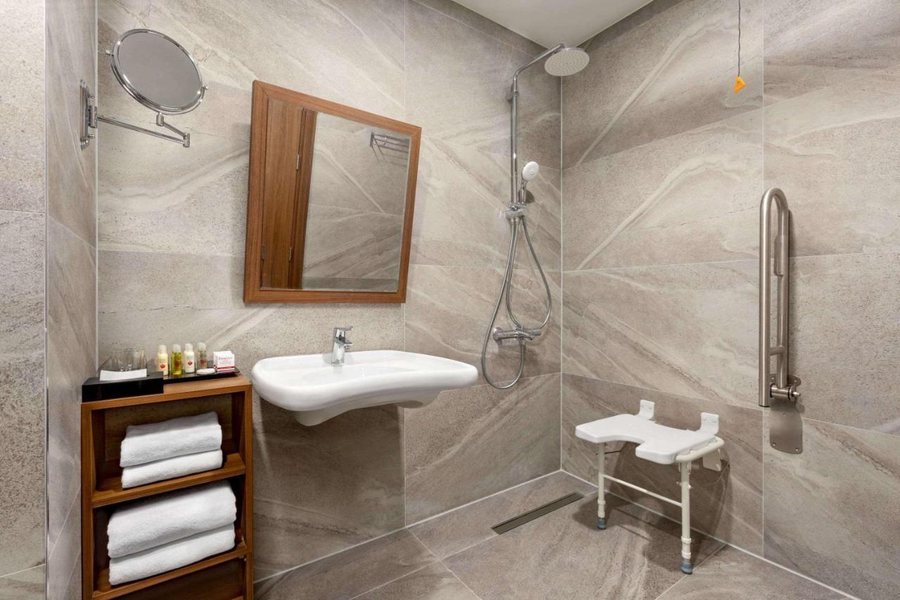 Hotel Ramada By Wyndham Adıyaman Zewnętrze zdjęcie