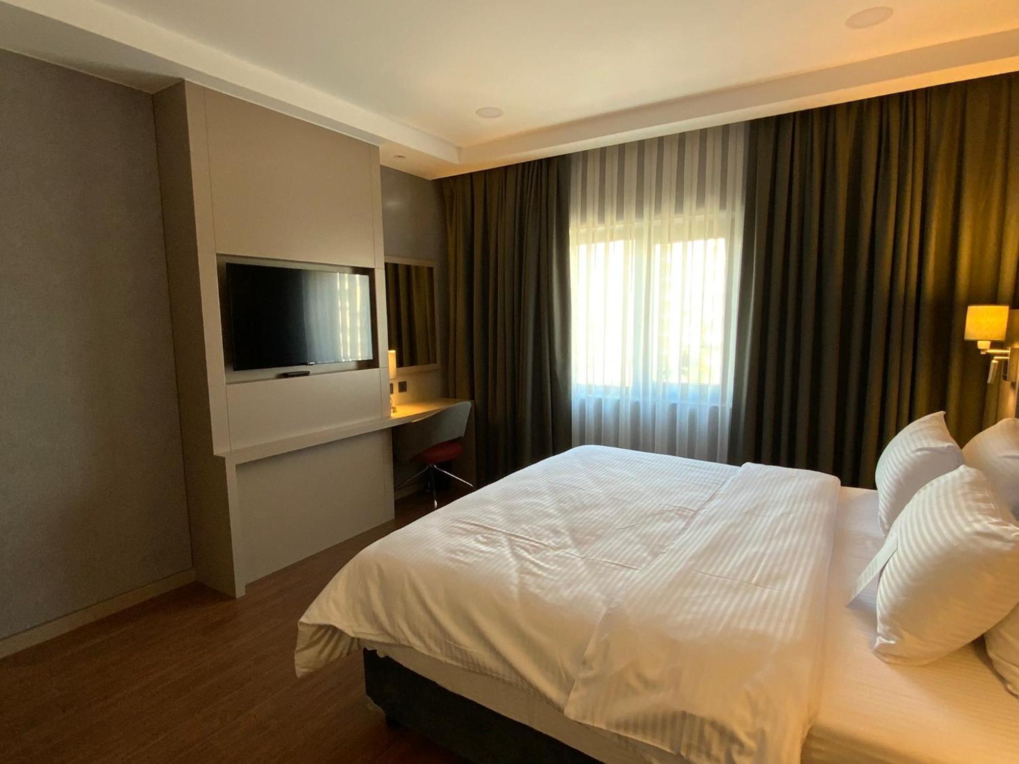 Hotel Ramada By Wyndham Adıyaman Zewnętrze zdjęcie